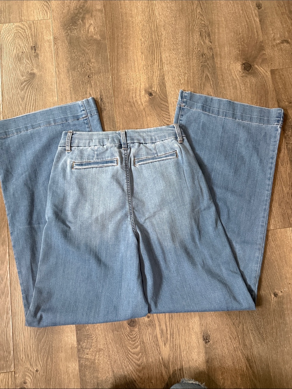 BCBGeneration High Rise Trouser - Picture 5 of 8